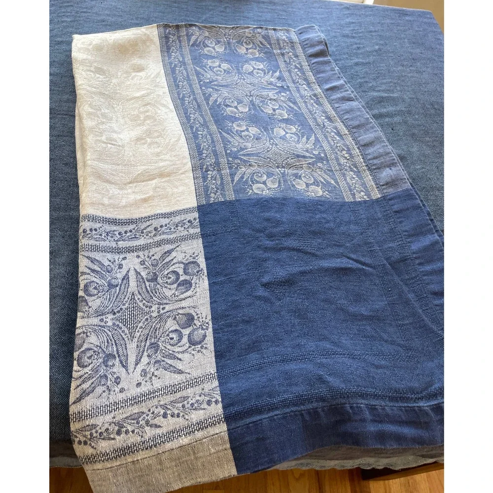 Williams Sonoma Blue and Cream Jacquard Linen Tablecloth